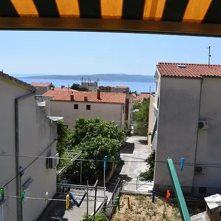 Apartament Linda 1 *